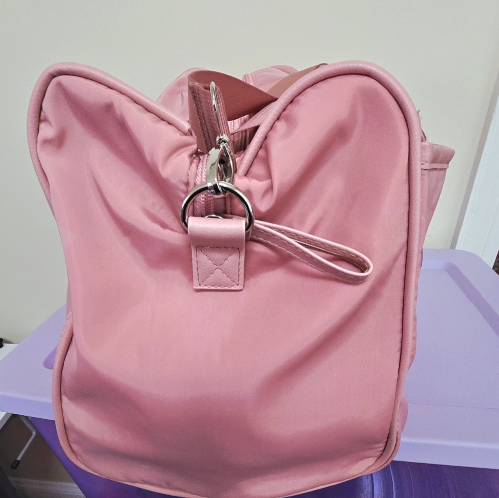 ☆ Pink Madden Girl Travel Duffel Bag w/Straps - Picture 3 of 10